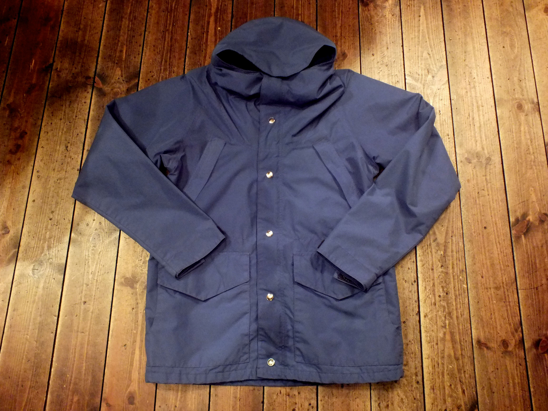 Banana Equipment / Gore-Tex Mountain Parka : Cosmic Jumper - Retro