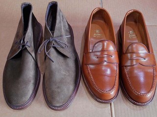 2015-04-NO.4 スエードチャッカ7.5Eとローファー8E.jpg