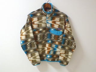PatagoniaLightweightSynchillaSnapTNepaliDhoti2023-05 (1).jpg