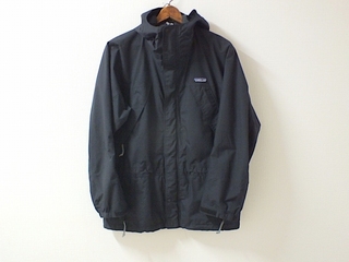 PatagoniaStormJacketBlackSizeSmall2023-07 (1).jpg